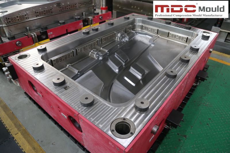 smc拖拉機模具 smc拖拉機模具